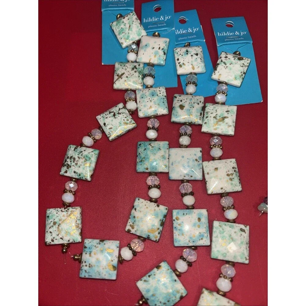 ! Lot  Hildie & Jo Plastic  & Glass Bead Strands Jewelry Craft Beautiful